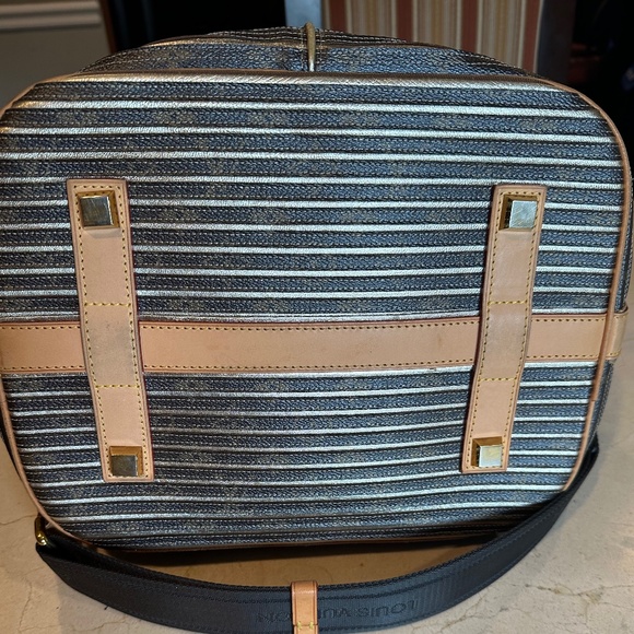 Louis Vuitton Eden Neo Monogram Limited Edition Bag - Picture 3 of 15